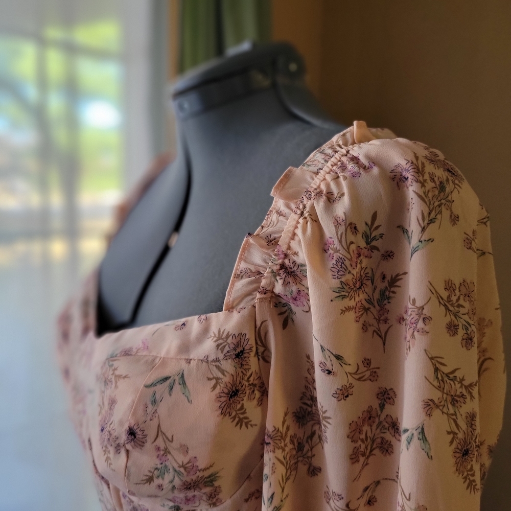 Astr Floral Corset Blouse with Ruffle in Pink Purple New With Tags Size Large - Picture 6 of 10